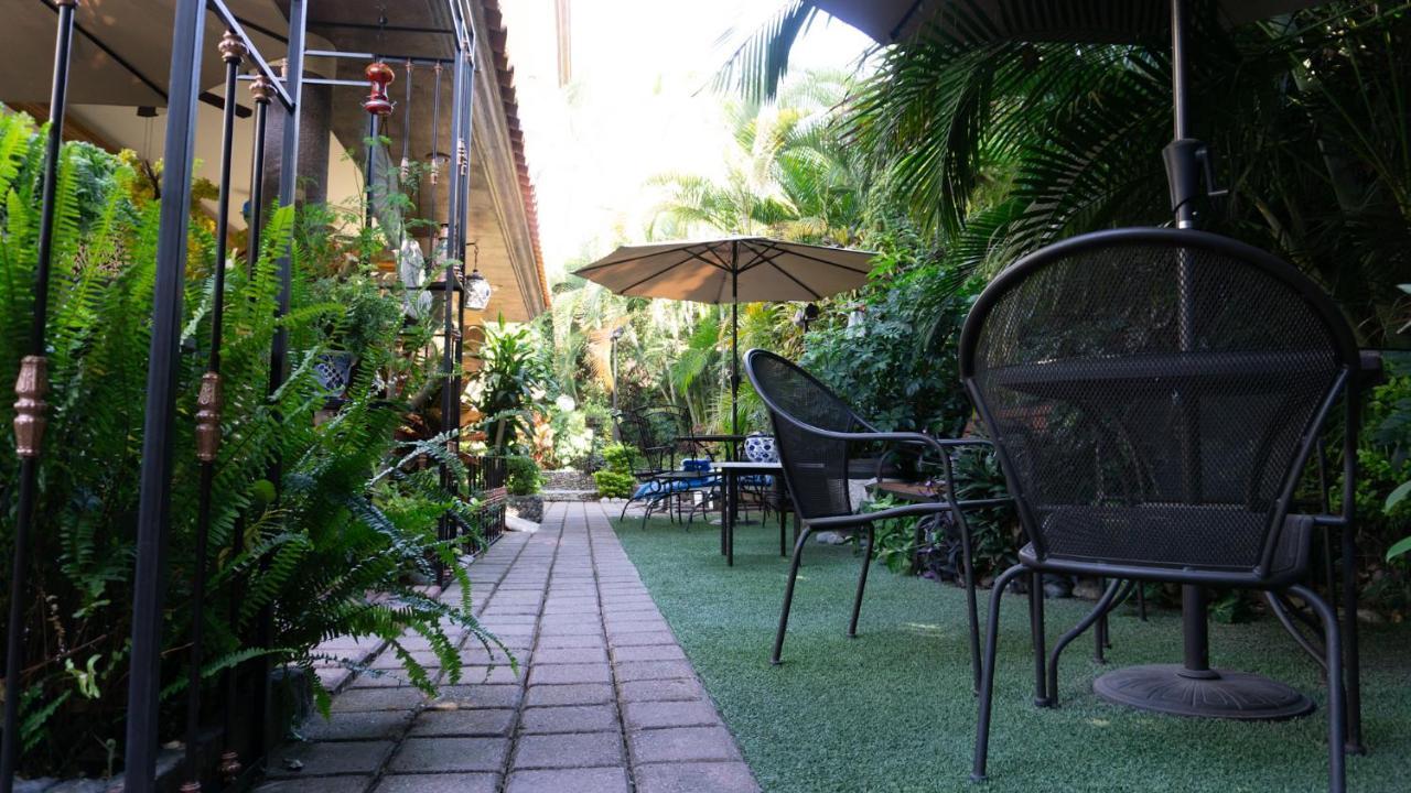 El Jardin Del Eden B&B Boutique Cuernavaca Luaran gambar