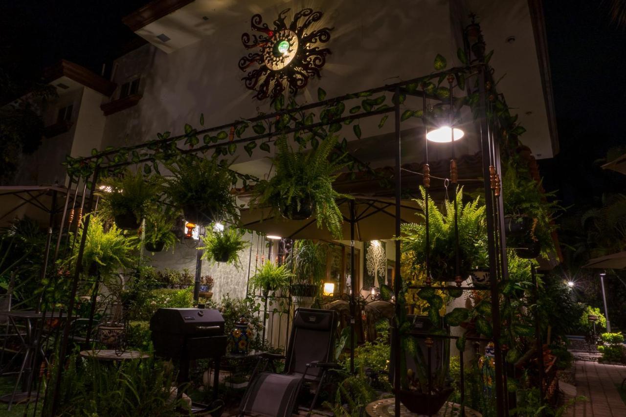 El Jardin Del Eden B&B Boutique Cuernavaca Luaran gambar